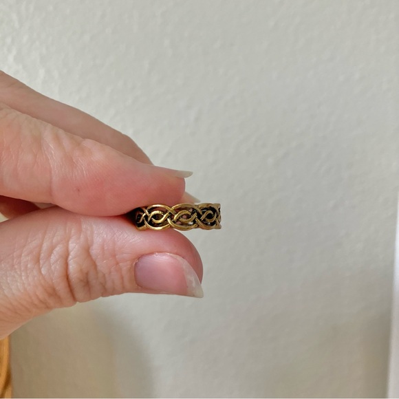 Gold Braid Pinkie Ring “Unity” 4 Celtic Knot Twist Minimal Classic - Picture 11 of 13